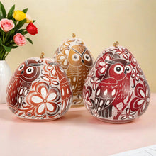 Load image into Gallery viewer, Owl Trio Design - Laced Bird Gourd Ornament